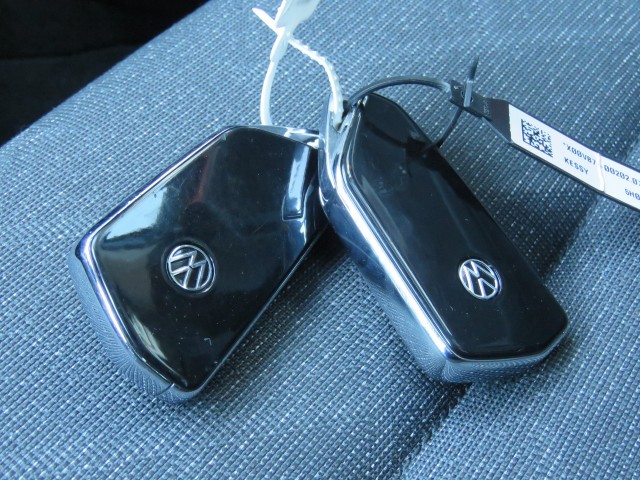 VOLKSWAGEN GOLF VIII 1.5 eTSI 150pk DSG-aut. / BOVAG garantie, Garage Groenouwe, Bathmen