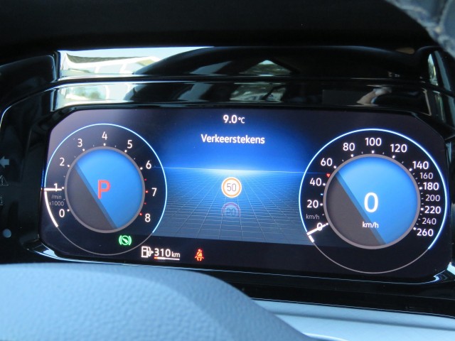VOLKSWAGEN GOLF VIII 1.5 eTSI 150pk DSG-aut. / BOVAG garantie, Garage Groenouwe, Bathmen