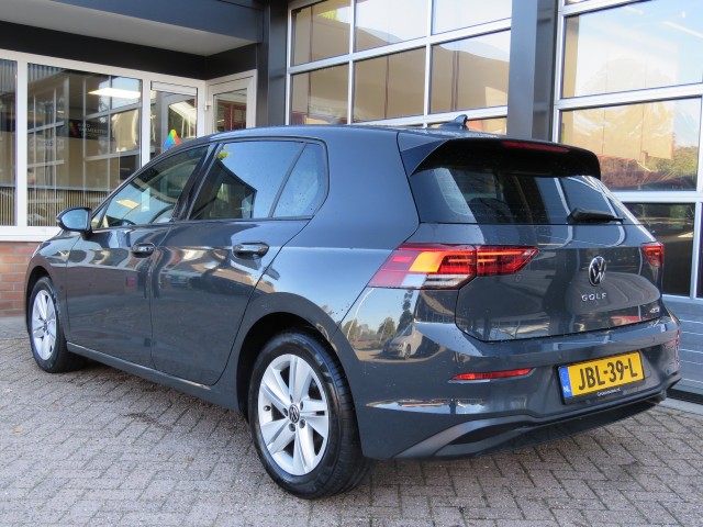 VOLKSWAGEN GOLF VIII 1.5 eTSI 150pk DSG-aut. / BOVAG garantie, Garage Groenouwe, Bathmen