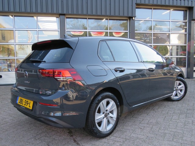 VOLKSWAGEN GOLF VIII 1.5 eTSI 150pk DSG-aut. / BOVAG garantie, Garage Groenouwe, Bathmen