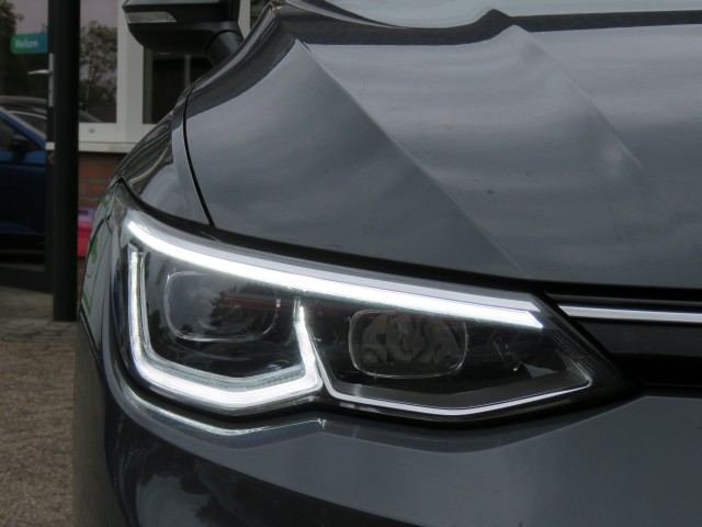 VOLKSWAGEN OVERIGE 1.0 eTSI Life DSG-aut.  / Led / 18 Inch / Sportstoelen / BOVAG garantie, Garage Groenouwe, Bathmen