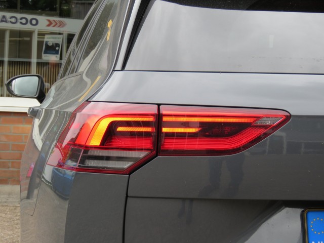 VOLKSWAGEN OVERIGE 1.0 eTSI Life DSG-aut.  / Led / 18 Inch / Sportstoelen / BOVAG garantie, Garage Groenouwe, Bathmen