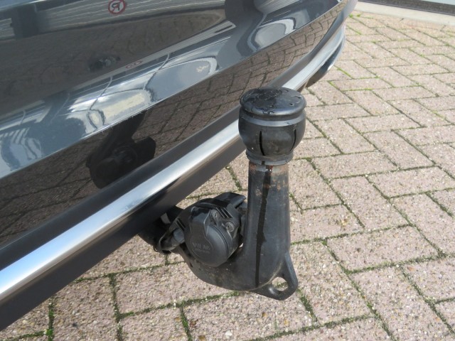 AUDI A4 35 TFSI S-Tronic aut. BNS EDITION / Trekhaak / BOVAG garantie, Garage Groenouwe, Bathmen