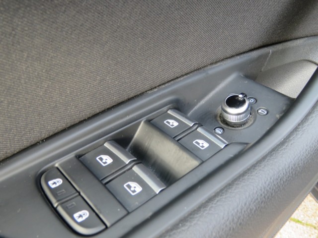 AUDI A4 35 TFSI S-Tronic aut. BNS EDITION / Trekhaak / BOVAG garantie, Garage Groenouwe, Bathmen