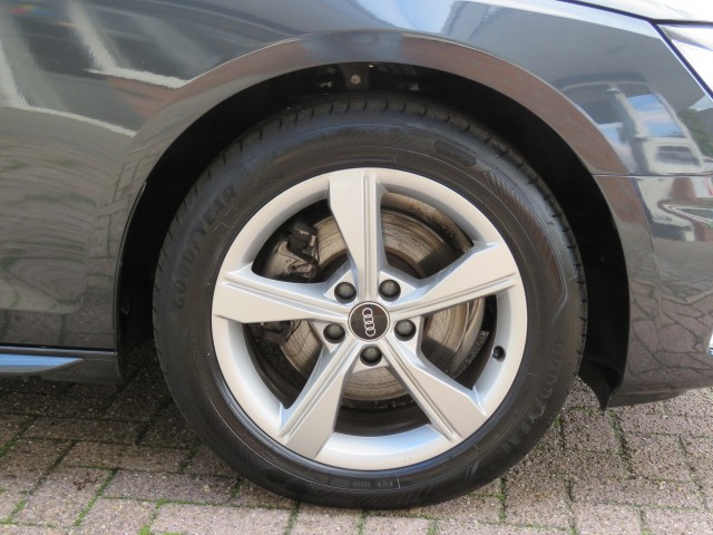 AUDI A4 35 TFSI S-Tronic aut. BNS EDITION / Trekhaak / BOVAG garantie, Garage Groenouwe, Bathmen