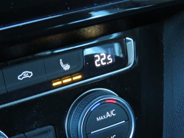 VOLKSWAGEN PASSAT VARIANT 1.4 TSI PHEV GTE BNS / Trekhaak wegklap. / Camera / BOVAG garantie, Garage Groenouwe, Bathmen