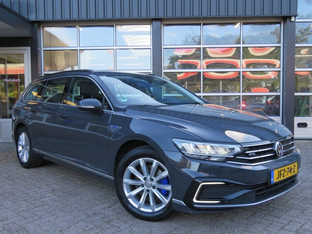 VOLKSWAGEN PASSAT VARIANT 1.4 TSI PHEV GTE BNS / Trekhaak wegklap. / Camera / BOVAG garantie, Garage Groenouwe, Bathmen