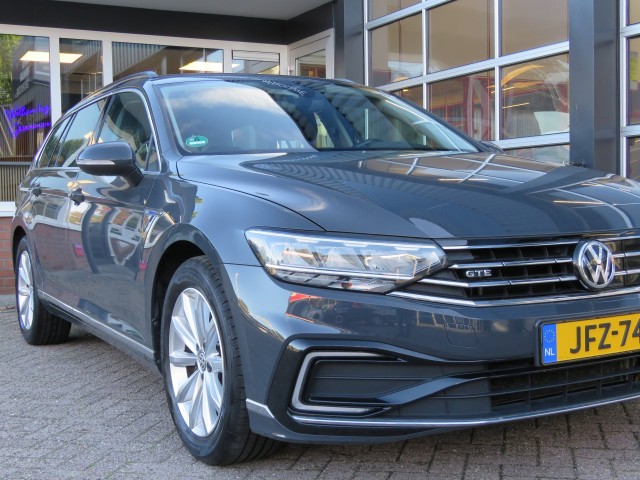 VOLKSWAGEN PASSAT VARIANT 1.4 TSI PHEV GTE BNS / Trekhaak wegklap. / Camera / BOVAG garantie, Garage Groenouwe, Bathmen