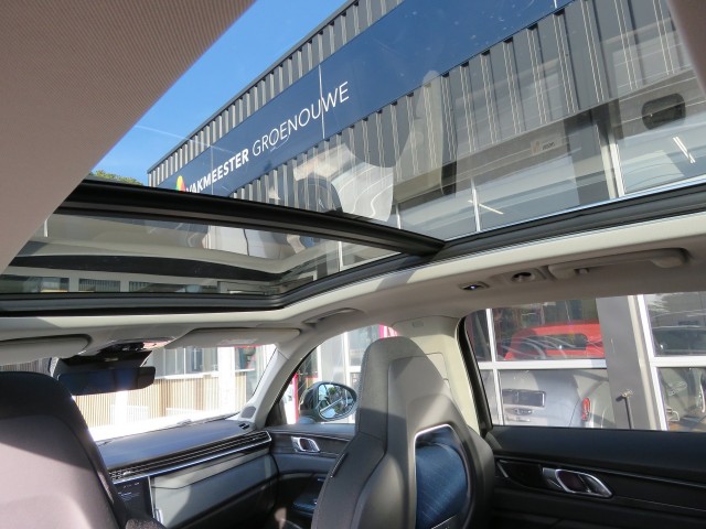 LYNK EN CO 01 1.5 262PK PLug in Hybrid / Pano dak / BOVAG garantie, Garage Groenouwe, Bathmen