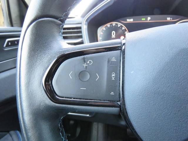 LYNK EN CO 01 1.5 262PK PLug in Hybrid / Pano dak / BOVAG garantie, Garage Groenouwe, Bathmen