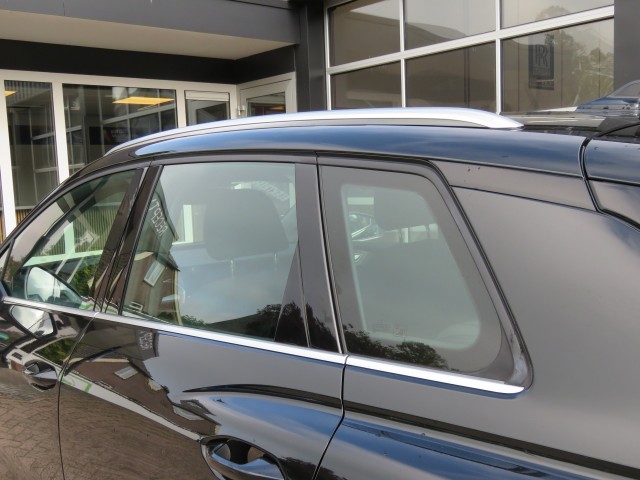 AUDI Q4 35 LAUNCH ED. 55 KWH / 19 Inch / Stoelverw. / Elec. klep / BOVAG garantie, Garage Groenouwe, Bathmen