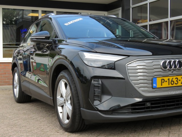 AUDI Q4 35 LAUNCH ED. 55 KWH / 19 Inch / Stoelverw. / Elec. klep / BOVAG garantie, Garage Groenouwe, Bathmen