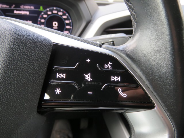 AUDI Q4 35 LAUNCH ED. 55 KWH / 19 Inch / Stoelverw. / Elec. klep / BOVAG garantie, Garage Groenouwe, Bathmen