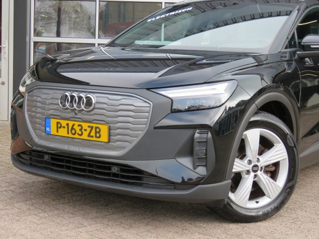AUDI Q4 35 LAUNCH ED. 55 KWH / 19 Inch / Stoelverw. / Elec. klep / BOVAG garantie, Garage Groenouwe, Bathmen