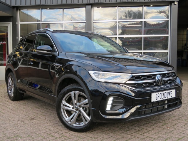 VOLKSWAGEN T-ROC 1.5 TSI 150pk DSG-aut. R-LINE / Trekhaak afn. / Camera / Stoelverw. / FABRIEKS garantie, Garage Groenouwe, Bath