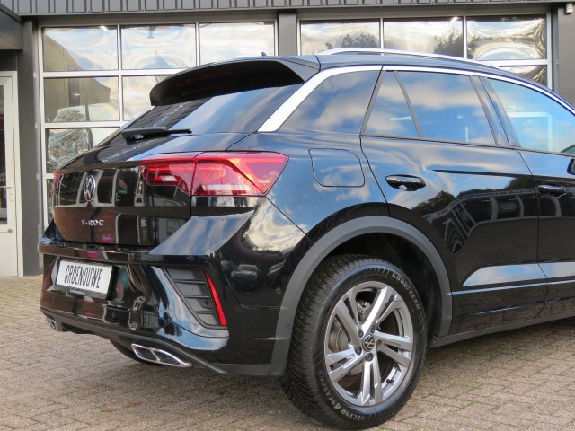 VOLKSWAGEN T-ROC 1.5 TSI 150pk DSG-aut. R-LINE / Trekhaak afn. / Camera / Stoelverw. / FABRIEKS garantie, Garage Groenouwe, Bath