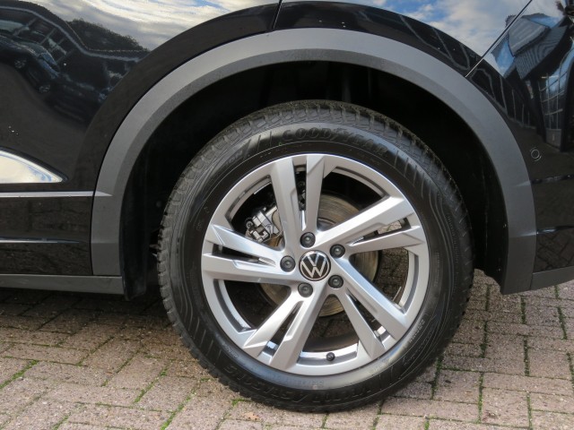VOLKSWAGEN T-ROC 1.5 TSI 150pk DSG-aut. R-LINE / Trekhaak afn. / Camera / Stoelverw. / FABRIEKS garantie, Garage Groenouwe, Bath