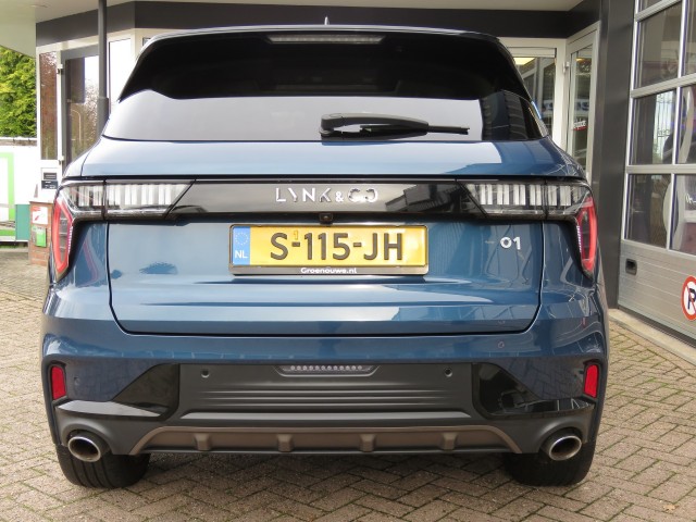 LYNK EN CO 01 1.5 262PK Plug-in Hybrid / 360° Camera /Pano dak / AppleCarplay / Adaptive/ Cruise / BOVAG garantie, Garage Groeno