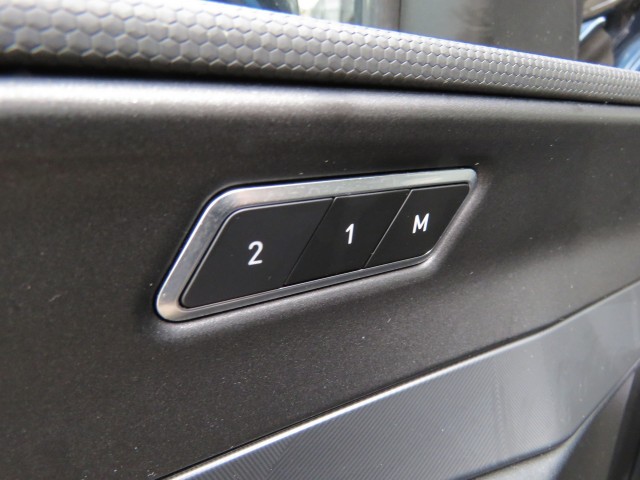 LYNK EN CO 01 1.5 262PK Plug-in Hybrid / 360° Camera /Pano dak / AppleCarplay / Adaptive/ Cruise / BOVAG garantie, Garage Groeno