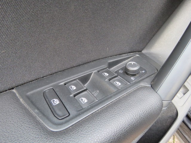 VOLKSWAGEN TIGUAN 1.4 TSI 245pk eHybrid Elegance / Trekhaak / IQ Light / Stoel + stuurverw. / Camera / BOVAG garantie, Garage Gr