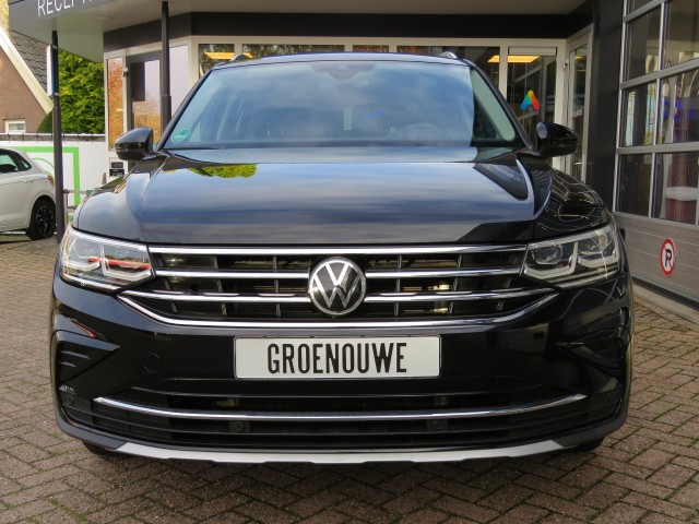 VOLKSWAGEN TIGUAN 1.4 TSI 245pk eHybrid Elegance / Trekhaak / IQ Light / Stoel + stuurverw. / Camera / BOVAG garantie, Garage Gr