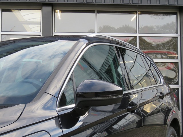VOLKSWAGEN TIGUAN 1.4 TSI 245pk eHybrid Elegance / Trekhaak / IQ Light / Stoel + stuurverw. / Camera / BOVAG garantie, Garage Gr