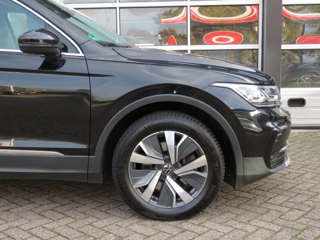 VOLKSWAGEN TIGUAN 1.4 TSI 245pk eHybrid Elegance / Trekhaak / IQ Light / Stoel + stuurverw. / Camera / BOVAG garantie, Garage Gr