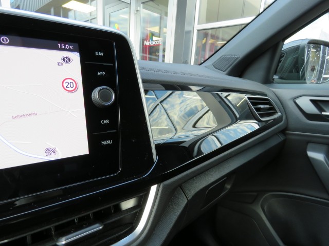 VOLKSWAGEN T-ROC 1.5 TSI 150pk DSG-aut. R-LINE / Trekhaak afn. / Camera / Stoelverw. / IQ Light / FABRIEKS garantie, Garage Groe