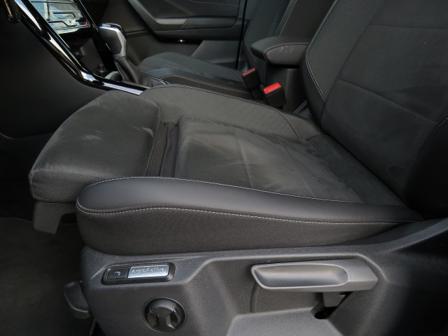 VOLKSWAGEN T-ROC 1.5 TSI 150pk DSG-aut. R-LINE / Trekhaak afn. / Camera / Stoelverw. / IQ Light / FABRIEKS garantie, Garage Groe