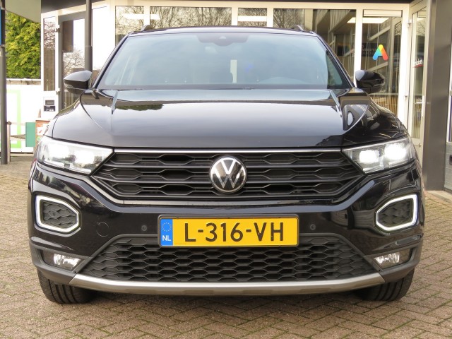 VOLKSWAGEN T-ROC 1.5 TSI 150pk SPORT BLACK EDITION / BOVAG garantie, Garage Groenouwe, Bathmen
