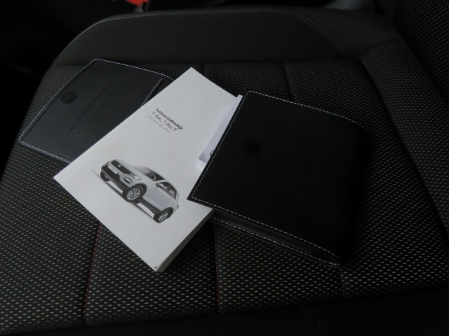 VOLKSWAGEN T-ROC 1.5 TSI 150pk SPORT BLACK EDITION / BOVAG garantie, Garage Groenouwe, Bathmen