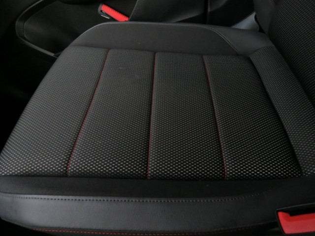 VOLKSWAGEN T-ROC 1.5 TSI 150pk SPORT BLACK EDITION / BOVAG garantie, Garage Groenouwe, Bathmen