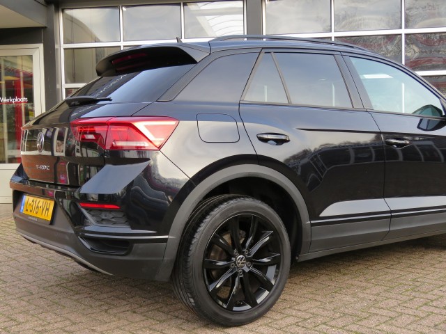 VOLKSWAGEN T-ROC 1.5 TSI 150pk SPORT BLACK EDITION / BOVAG garantie, Garage Groenouwe, Bathmen