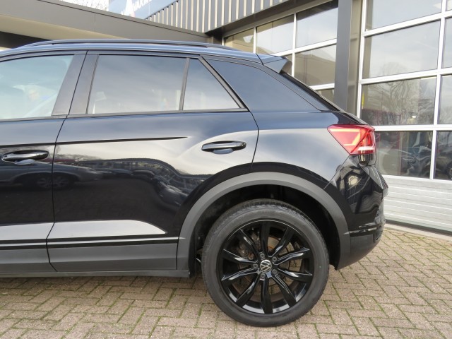 VOLKSWAGEN T-ROC 1.5 TSI 150pk SPORT BLACK EDITION / BOVAG garantie, Garage Groenouwe, Bathmen