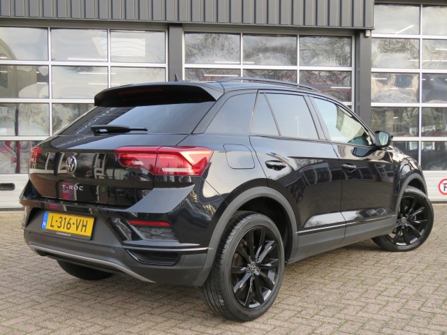 VOLKSWAGEN T-ROC 1.5 TSI 150pk SPORT BLACK EDITION / BOVAG garantie, Garage Groenouwe, Bathmen