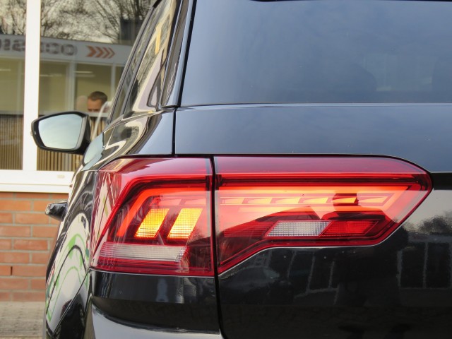 VOLKSWAGEN T-ROC 1.5 TSI 150pk SPORT BLACK EDITION / BOVAG garantie, Garage Groenouwe, Bathmen