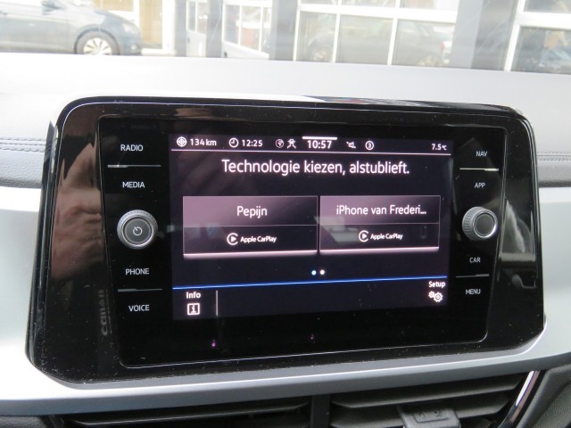 VOLKSWAGEN T-ROC 1.0 TSI 115pk LIFE / BOVAG garantie, Garage Groenouwe, Bathmen