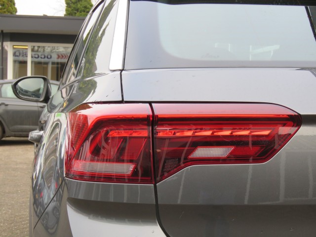 VOLKSWAGEN T-ROC 1.0 TSI 115pk LIFE / BOVAG garantie, Garage Groenouwe, Bathmen