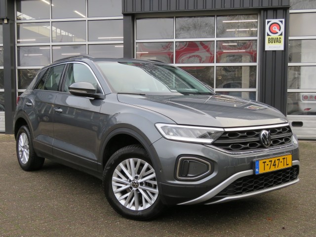 VOLKSWAGEN T-ROC 1.0 TSI 115pk LIFE / BOVAG garantie, Garage Groenouwe, Bathmen