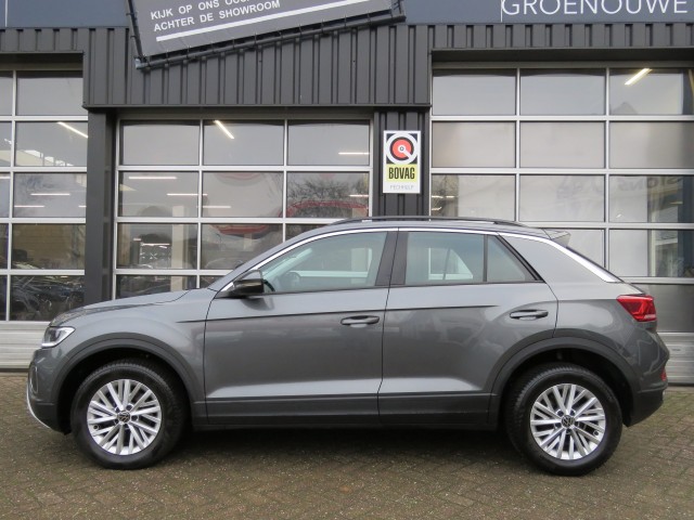 VOLKSWAGEN T-ROC 1.0 TSI 115pk LIFE / BOVAG garantie, Garage Groenouwe, Bathmen