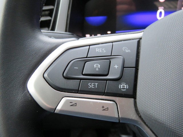 VOLKSWAGEN T-ROC 1.0 TSI 115pk LIFE / BOVAG garantie, Garage Groenouwe, Bathmen