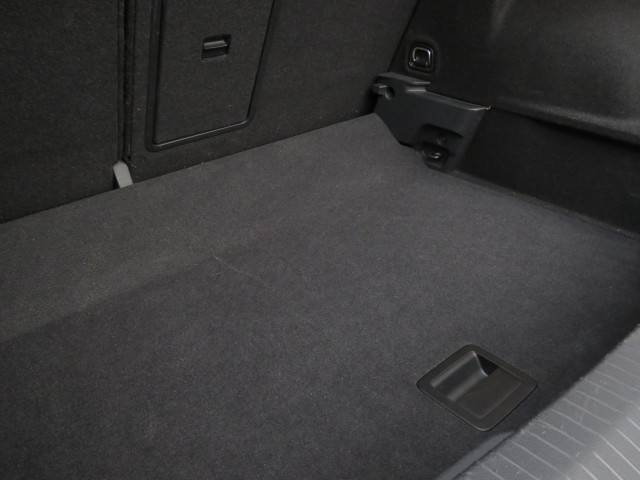 VOLKSWAGEN T-ROC 1.0 TSI 115pk LIFE / BOVAG garantie, Garage Groenouwe, Bathmen