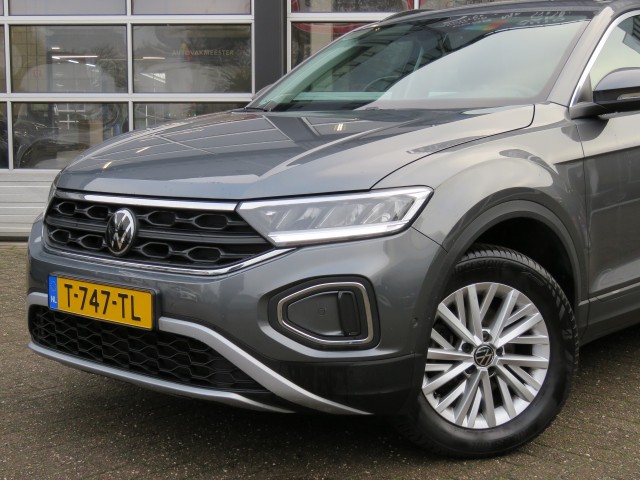 VOLKSWAGEN T-ROC 1.0 TSI 115pk LIFE / BOVAG garantie, Garage Groenouwe, Bathmen