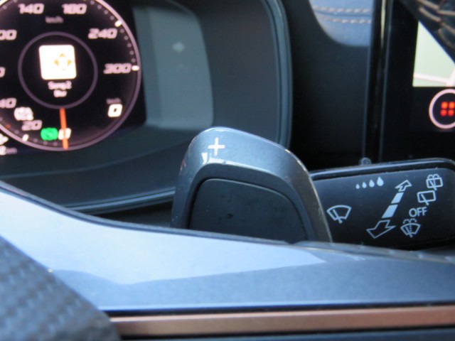 CUPRA FORMENTOR 1.4 e-Hybrid VZ 245pk / Sportstoelen / 19 Inch / Stuur+stoelverw. / BOVAG garantie, Garage Groenouwe, Bathmen