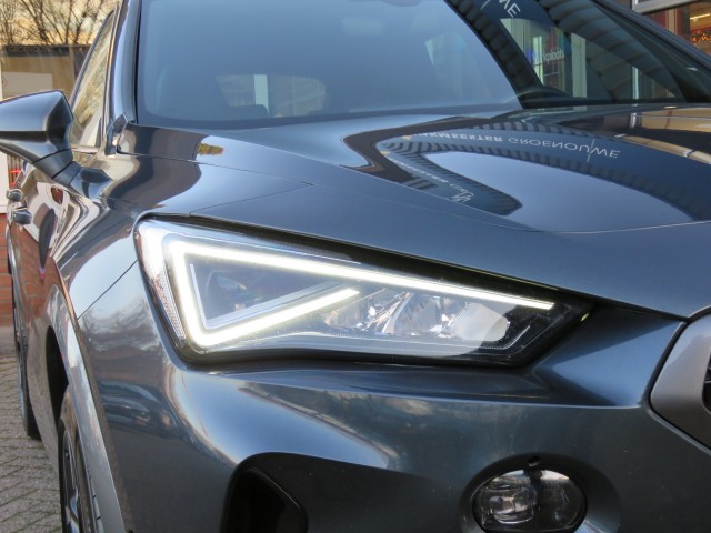 CUPRA FORMENTOR 1.4 e-Hybrid VZ 245pk / Sportstoelen / 19 Inch / Stuur+stoelverw. / BOVAG garantie, Garage Groenouwe, Bathmen