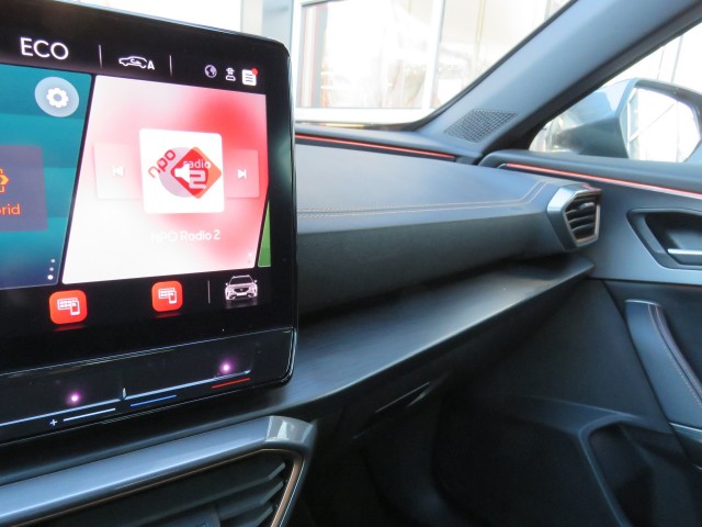 CUPRA FORMENTOR 1.4 e-Hybrid VZ 245pk / Sportstoelen / 19 Inch / Stuur+stoelverw. / BOVAG garantie, Garage Groenouwe, Bathmen