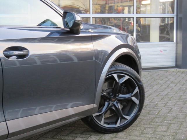 CUPRA FORMENTOR 1.4 e-Hybrid VZ 245pk / Sportstoelen / 19 Inch / Stuur+stoelverw. / BOVAG garantie, Garage Groenouwe, Bathmen