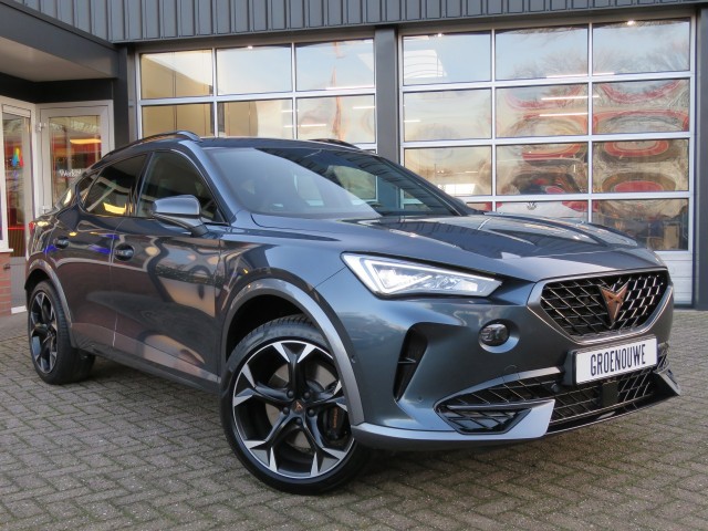CUPRA FORMENTOR 1.4 e-Hybrid VZ 245pk / Sportstoelen / 19 Inch / Stuur+stoelverw. / BOVAG garantie, Garage Groenouwe, Bathmen