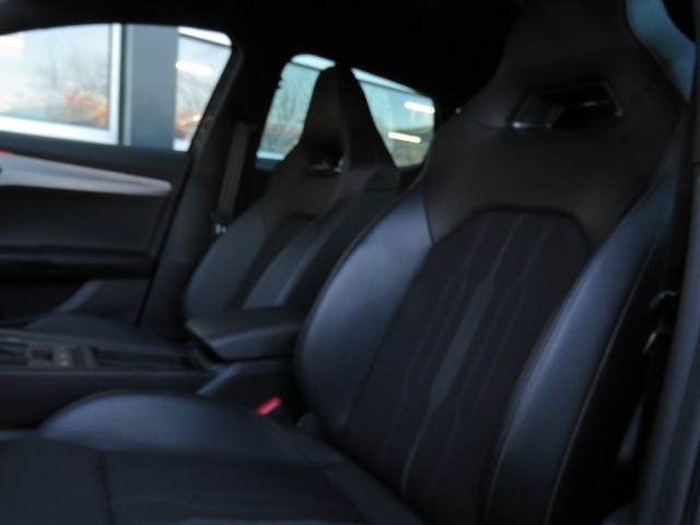 CUPRA FORMENTOR 1.4 e-Hybrid VZ 245pk / Sportstoelen / 19 Inch / Stuur+stoelverw. / BOVAG garantie, Garage Groenouwe, Bathmen
