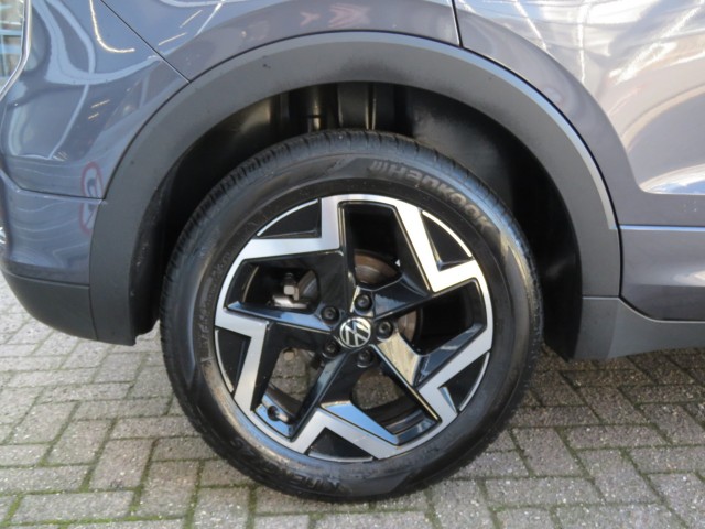 VOLKSWAGEN T-CROSS 1.5 TSI 150pk R-LINE DSG-aut. / Trekhaak / IQ Light / Camera / FABRIEKS garantie, Garage Groenouwe, Bathmen